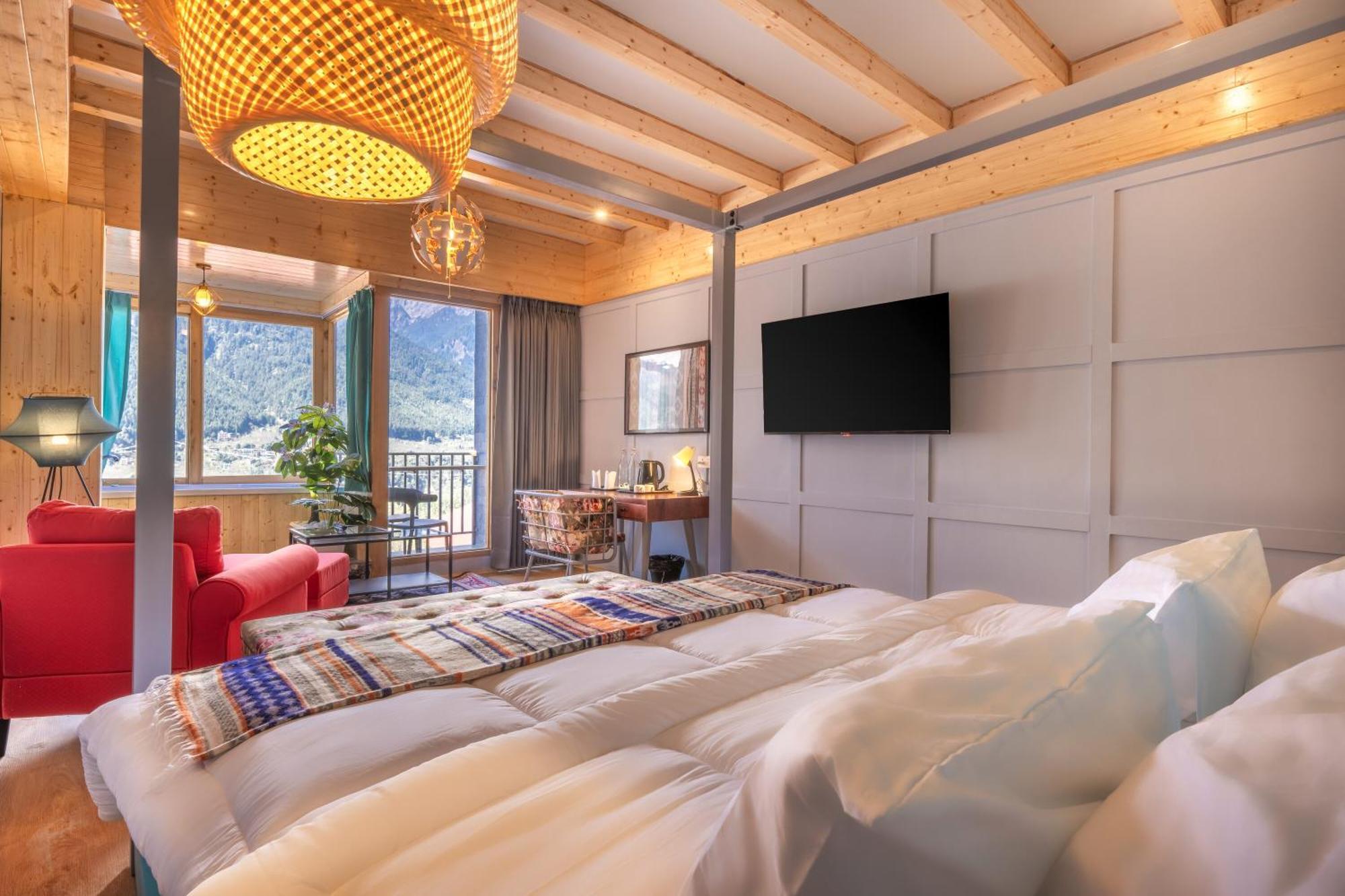 ホテル Echor Himalayan Heights Luxe Manali エクステリア 写真