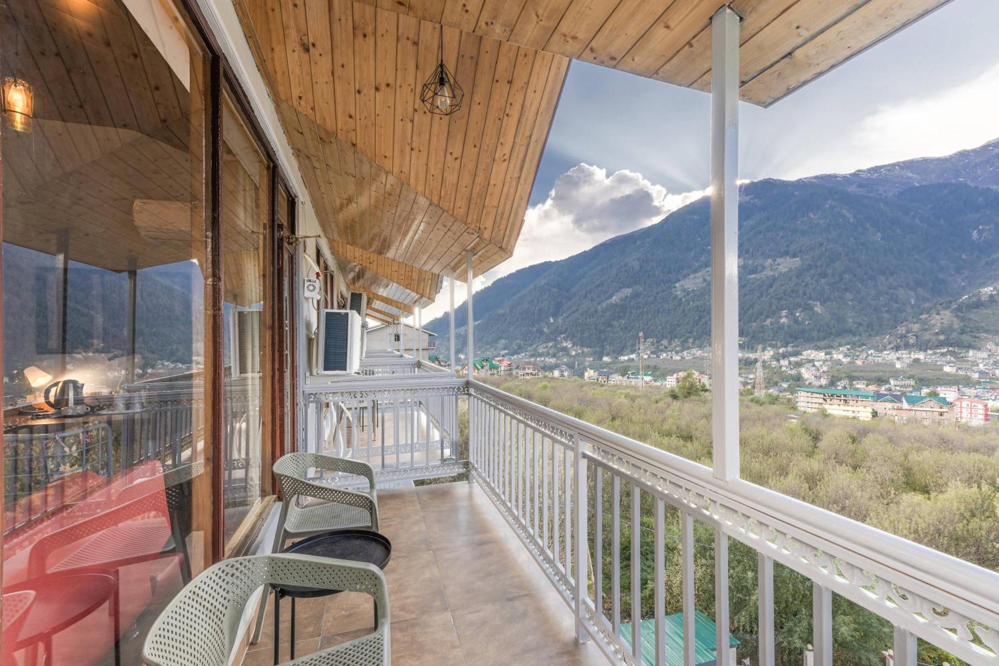 ホテル Echor Himalayan Heights Luxe Manali エクステリア 写真
