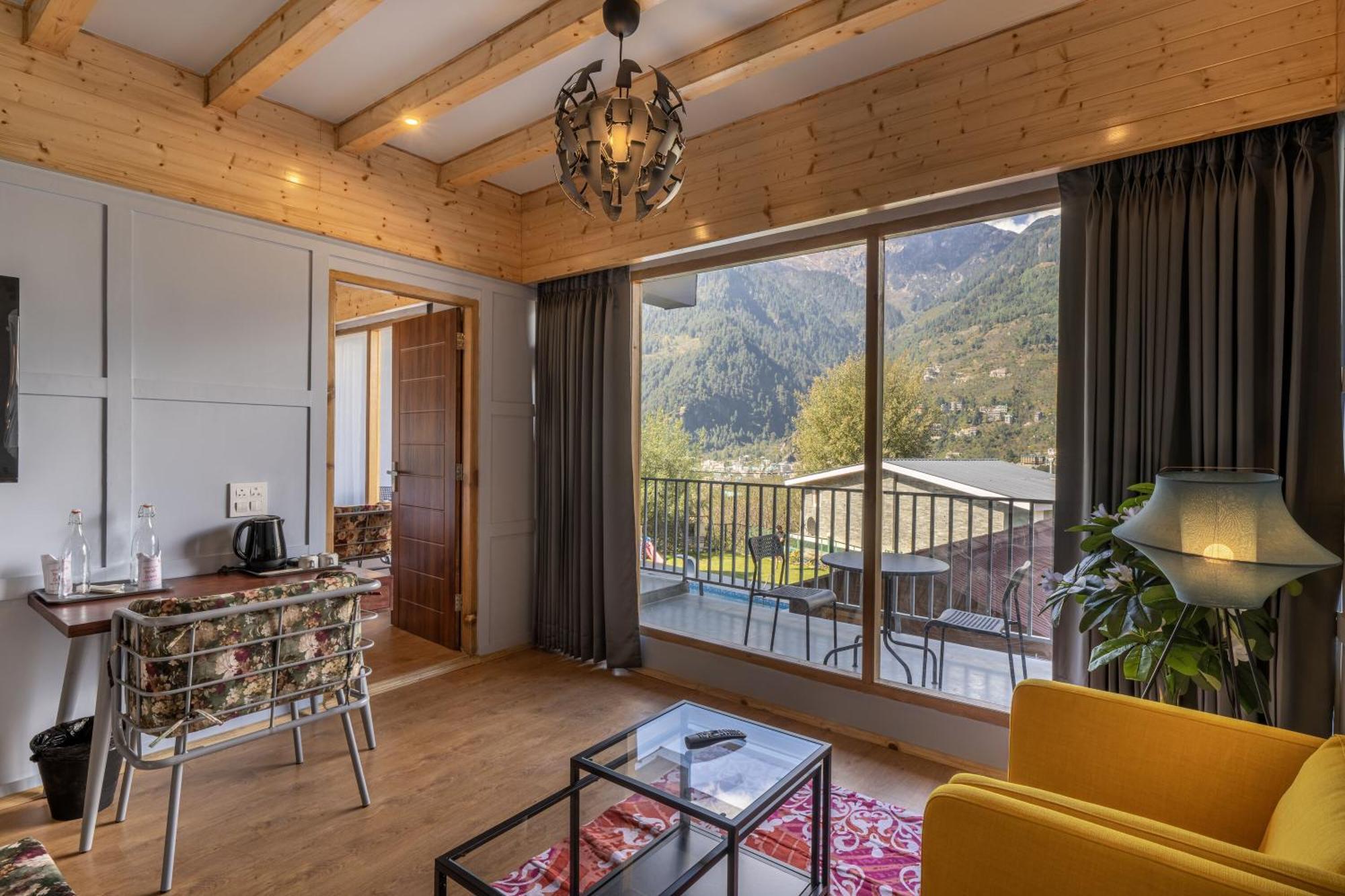 ホテル Echor Himalayan Heights Luxe Manali エクステリア 写真