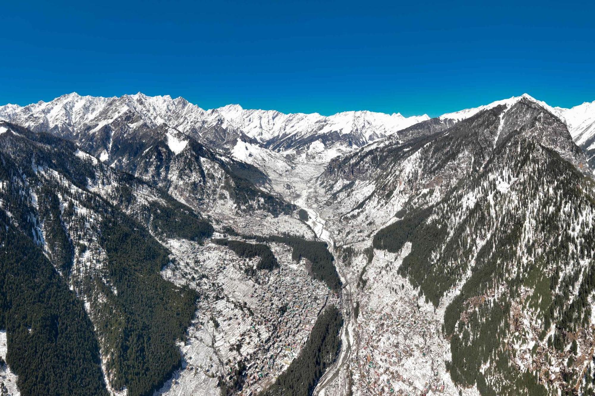 ホテル Echor Himalayan Heights Luxe Manali エクステリア 写真